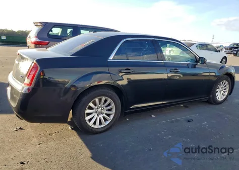 2014 Chrysler 300 z USA, uszkodzony, nr VIN 2C3CCAAGXEH288736